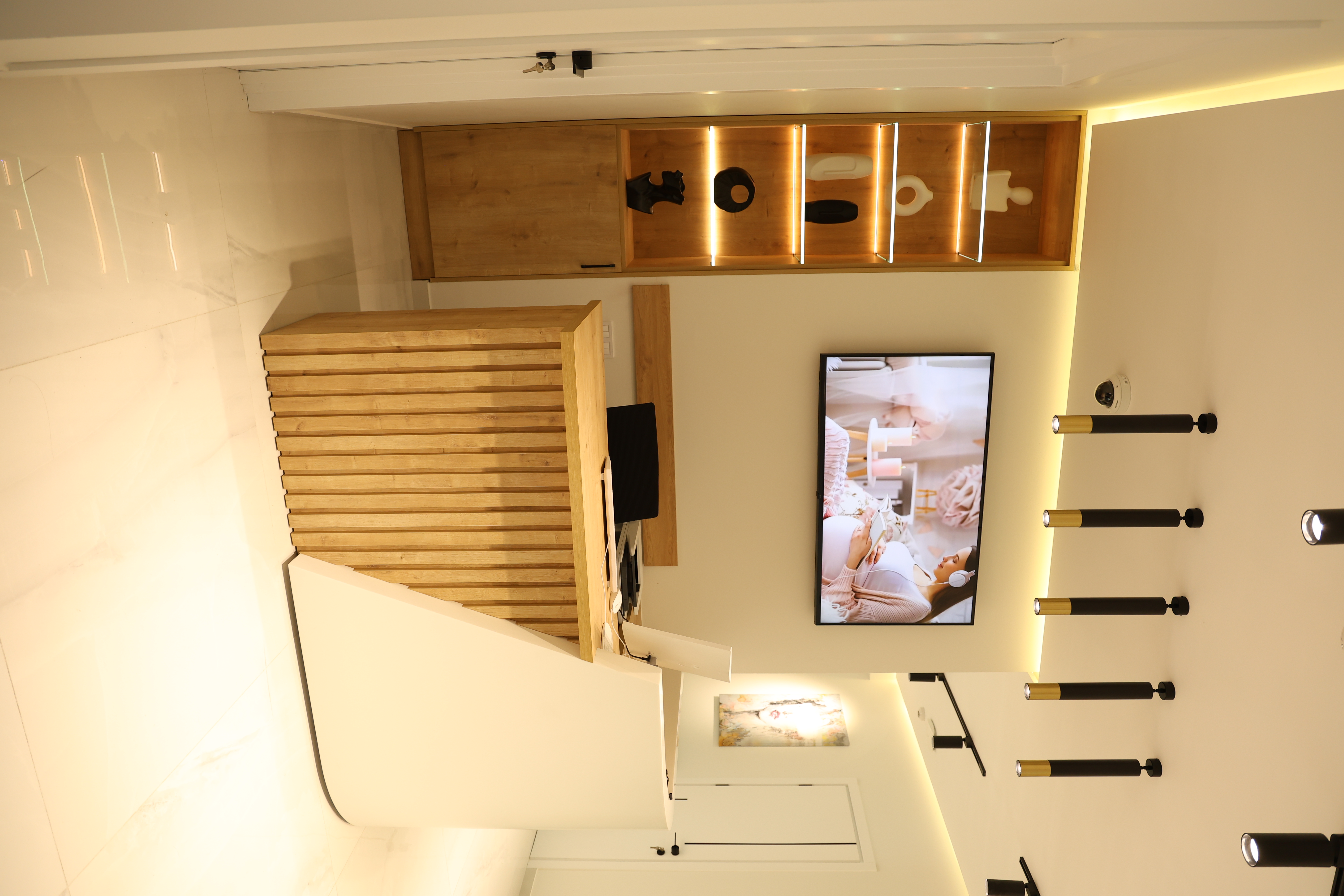 clinicPhoto